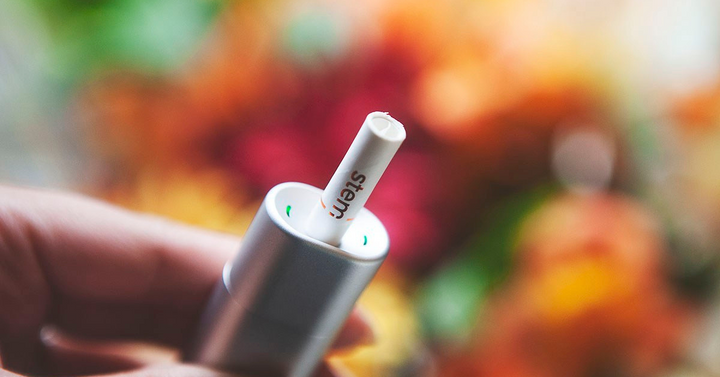tobacco vaporization temperature Smoking vs Dry Herb Vaporizer: Benefits & Why Switch (2026) Cannabis Clinics Malta AVB Effects: Why Light AVB